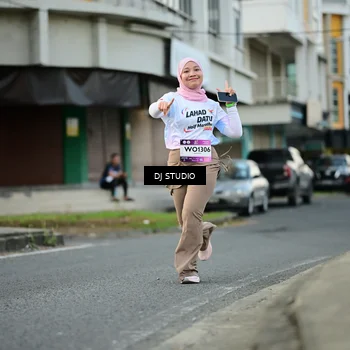 Runner Photo 7911069