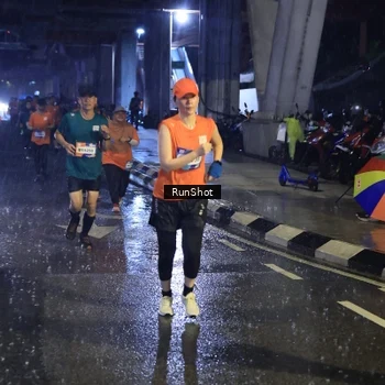 Runner Photo 7911078