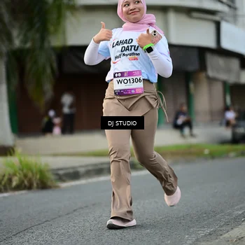 Runner Photo 7911081