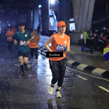 Runner Photo 7911088