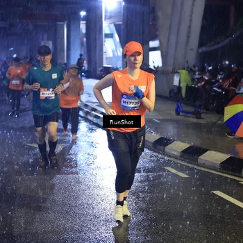 Runner Photo 7911090