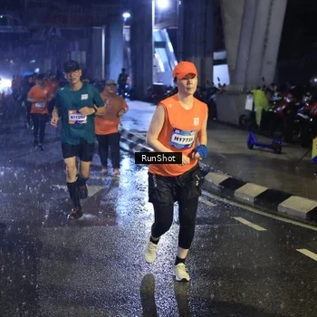 Runner Photo 7911096