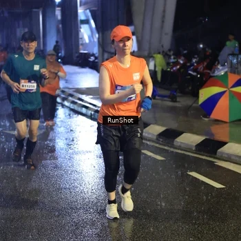 Runner Photo 7911108