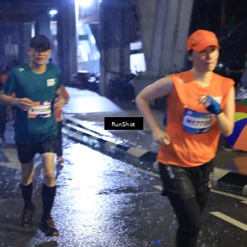 Runner Photo 7911115