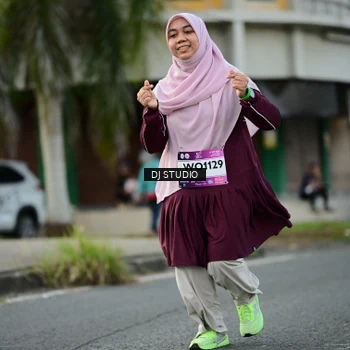 Runner Photo 7911132