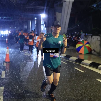 Runner Photo 7911133
