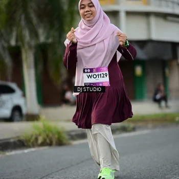 Runner Photo 7911138