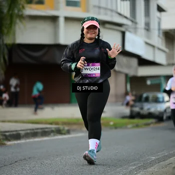 Runner Photo 7911148