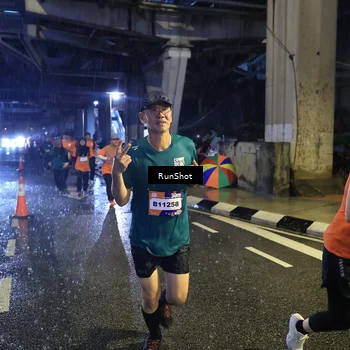 Runner Photo 7911150