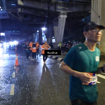 Runner Photo 7911157