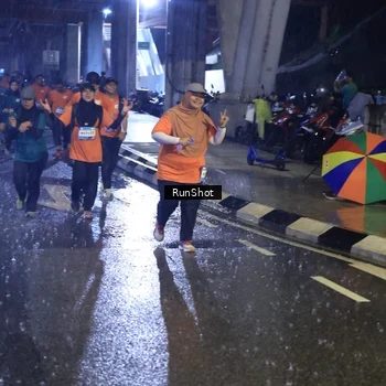 Runner Photo 7911164