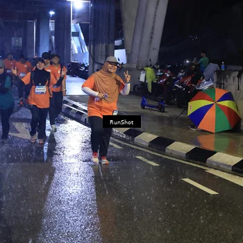 Runner Photo 7911169