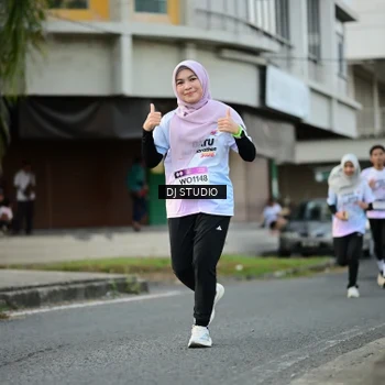 Runner Photo 7911186