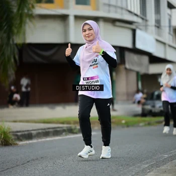 Runner Photo 7911192