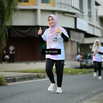 Runner Photo 7911194