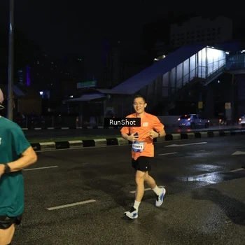 Runner Photo 7911203