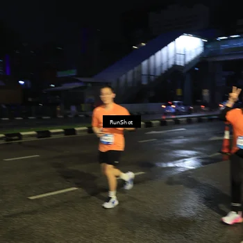 Runner Photo 7911210