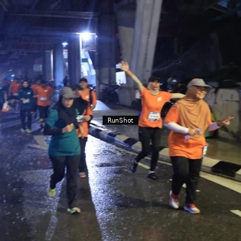 Runner Photo 7911216