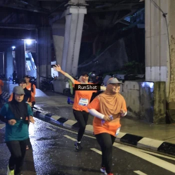 Runner Photo 7911224