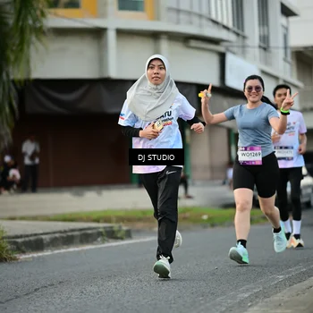 Runner Photo 7911226