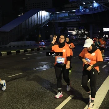 Runner Photo 7911229