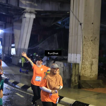 Runner Photo 7911234