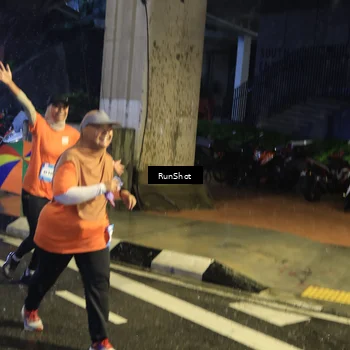 Runner Photo 7911240