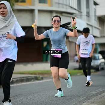 Runner Photo 7911244
