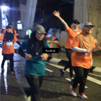 Runner Photo 7911245