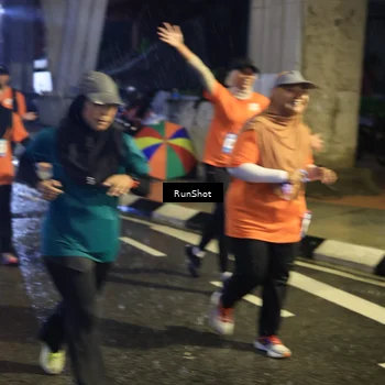Runner Photo 7911261