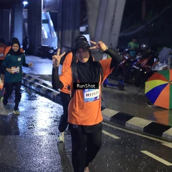 Runner Photo 7911262
