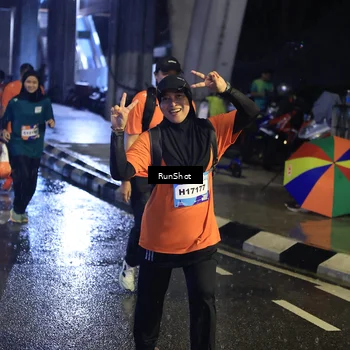 Runner Photo 7911266