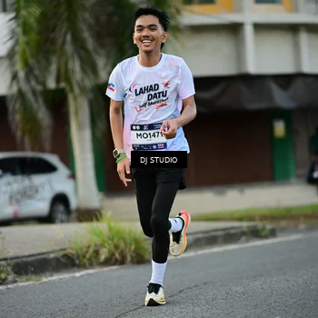 Runner Photo 7911285