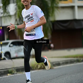 Runner Photo 7911291