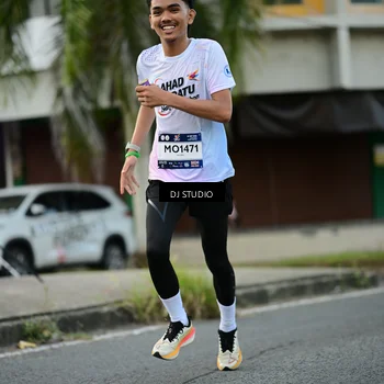 Runner Photo 7911293