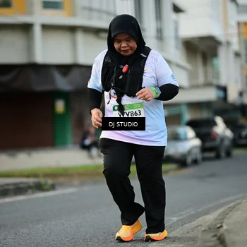 Runner Photo 7911295