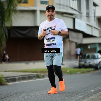 Runner Photo 7911324