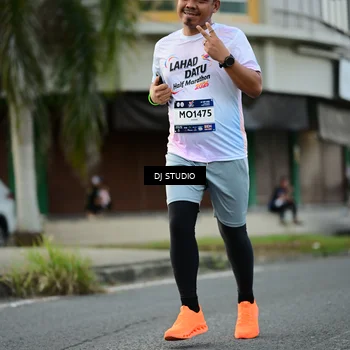 Runner Photo 7911342