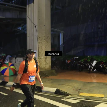 Runner Photo 7911345