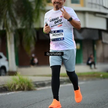 Runner Photo 7911351