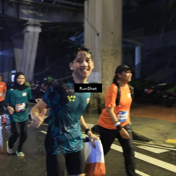 Runner Photo 7911356