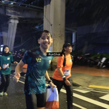 Runner Photo 7911357
