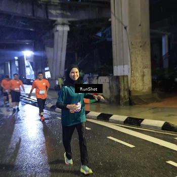 Runner Photo 7911370