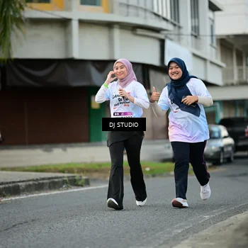 Runner Photo 7911373