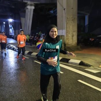 Runner Photo 7911384