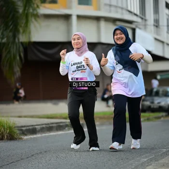 Runner Photo 7911385