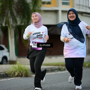 Runner Photo 7911403
