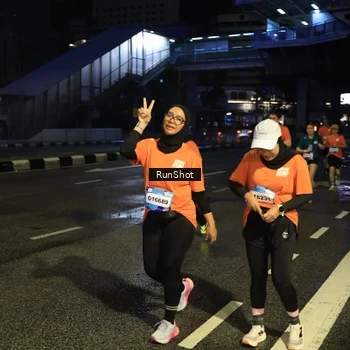 Runner Photo 7911409