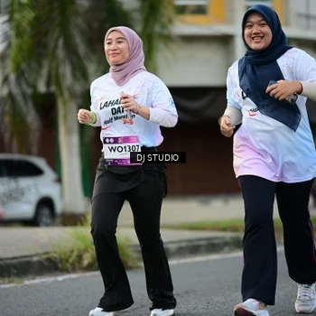 Runner Photo 7911412