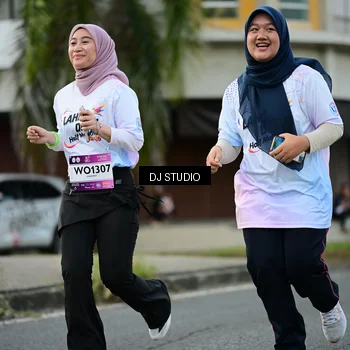 Runner Photo 7911414